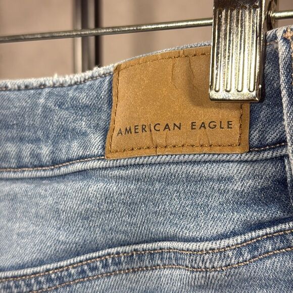 American Eagle Mom Short High Rise Stretch Size 6 - Picture 5 of 7